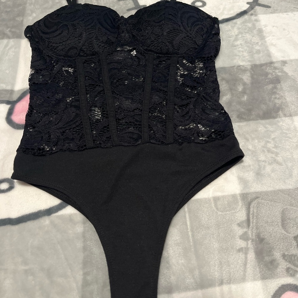 XS lingerie
